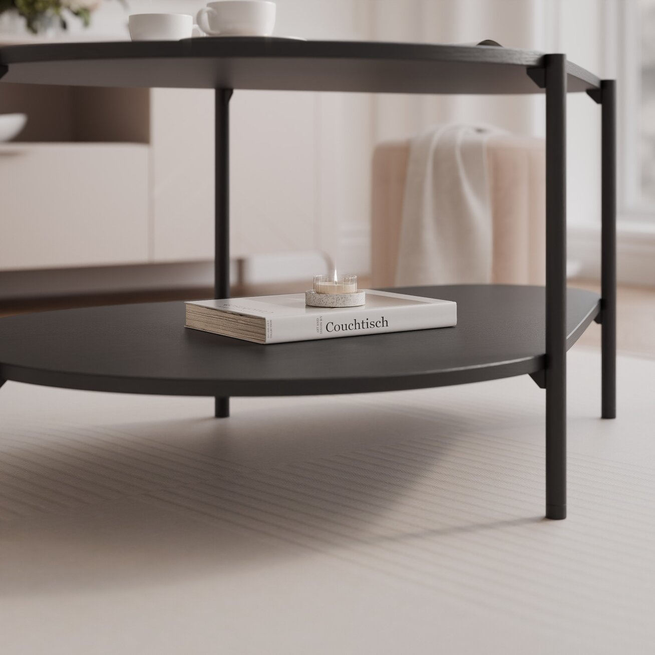 Elegantiška dviejų lygių kavos staliukas LORIEN ant metalinių kojų Spalvos: Juoda painflow 1 Elegantiška dviejų lygių kavos staliukas LORIEN ant metalinių kojų Spalvos: Juoda painflow 1