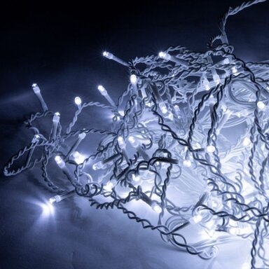 Girlianda varvekliai 500 LED 19 m šaltai baltos spalvos Girlianda varvekliai 500 LED 19 m šaltai baltos spalvos