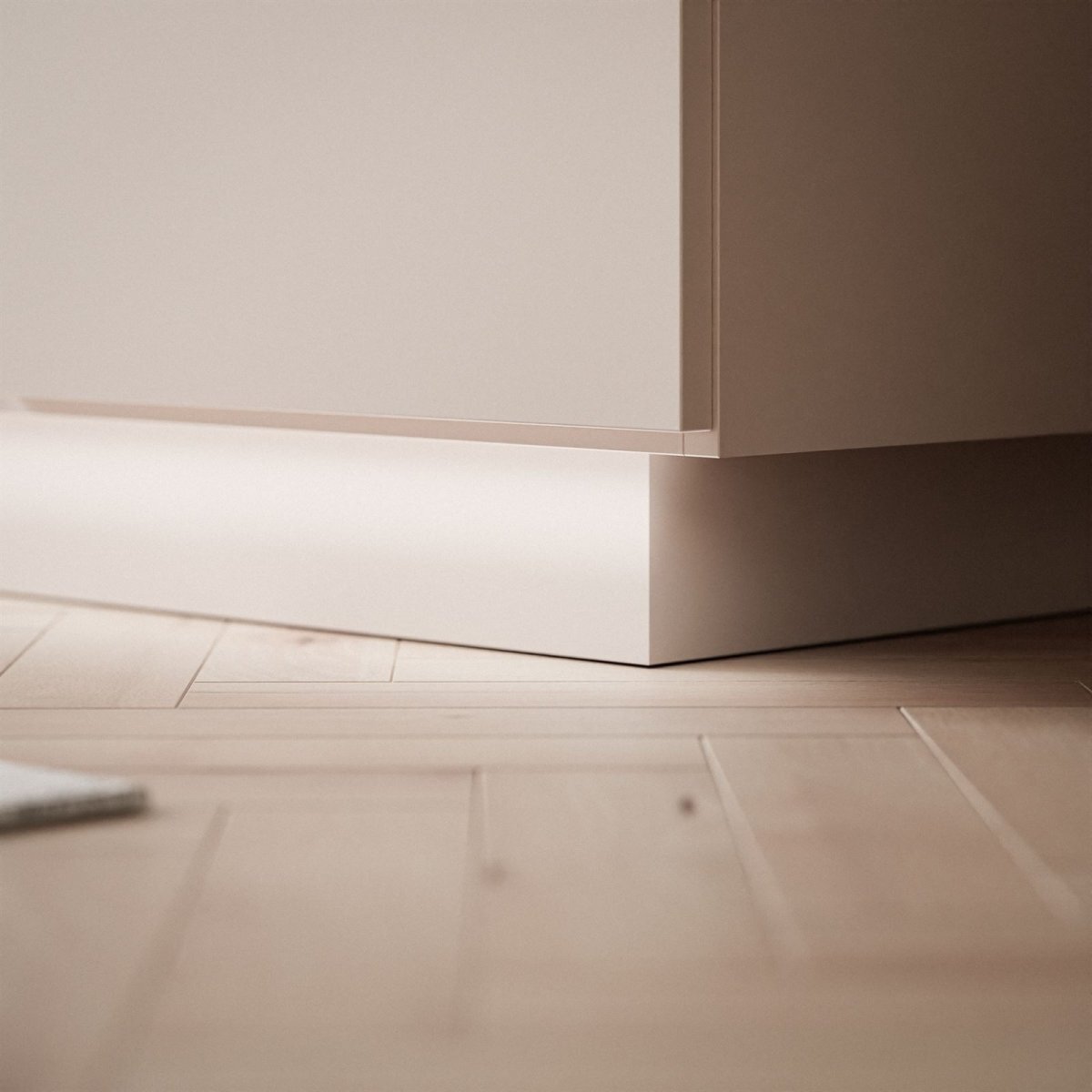 Komoda LUNA II Beige Black 4 Komoda LUNA II Beige Black 4