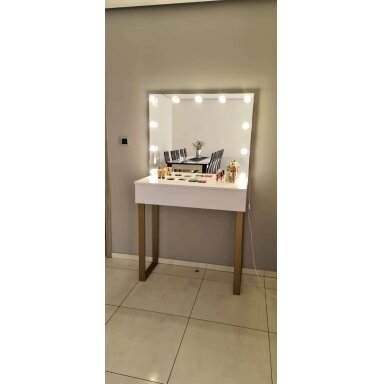 Kosmetinis staliukas 100cm baltas auksinės kojos