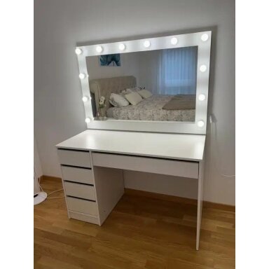 Kosmetinis staliukas 120cm su stalčiais