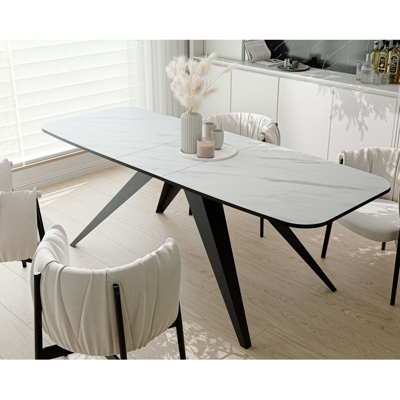Modernus išskleidžiamas stalas FENTO su metalinėmis kojomis Spalvos: Juoda / marmuras bianco, Plotis: 180 cm 1 Modernus išskleidžiamas stalas FENTO su metalinėmis kojomis Spalvos: Juoda / marmuras bianco, Plotis: 180 cm 1