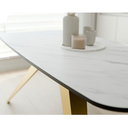 Modernus išskleidžiamas stalas FENTO su metalinėmis kojomis Spalvos: Auksinė / marmuras bianco, Plotis: 160 cm 2 Modernus išskleidžiamas stalas FENTO su metalinėmis kojomis Spalvos: Auksinė / marmuras bianco, Plotis: 160 cm 2