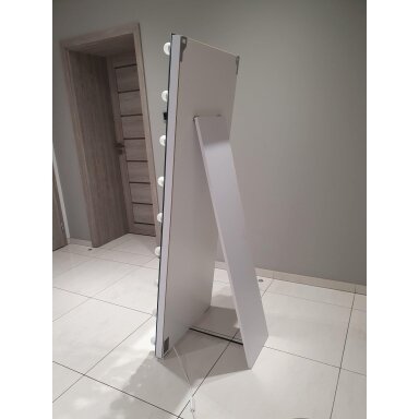 Pastatomas veidrodis su led apšvietimu 100x180 24 lemputės