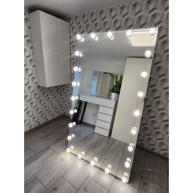 Pastatomas veidrodis su led apšvietimu 100x180 24 lemputės