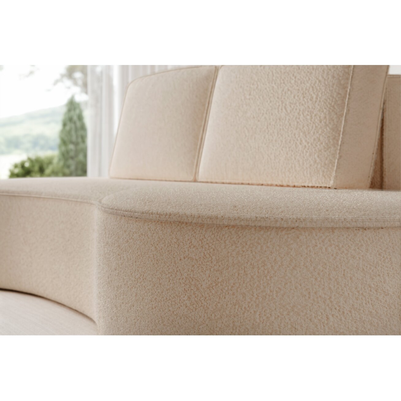Svetainės minkšta sofa SOFIA su apvalintais šonais Spalvos: Abriamo 03 (Smėlinė) 2 Svetainės minkšta sofa SOFIA su apvalintais šonais Spalvos: Abriamo 03 (Smėlinė) 2