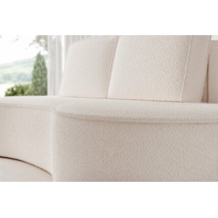 Minkšta sofa svetainei SOFIA su apvalintais šonais Spalvos: Abriamo 04 (Kreminė) 2 Minkšta sofa svetainei SOFIA su apvalintais šonais Spalvos: Abriamo 04 (Kreminė) 2