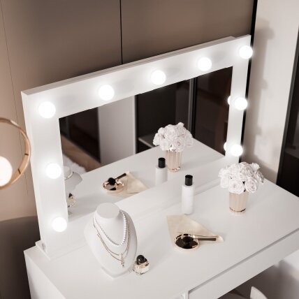 Kosmetinis tualetinis staliukas BELLA II su veidrodžiu ir LED apšvietimu Spalvos: Balta / balta matinė 2 Kosmetinis tualetinis staliukas BELLA II su veidrodžiu ir LED apšvietimu Spalvos: Balta / balta matinė 2