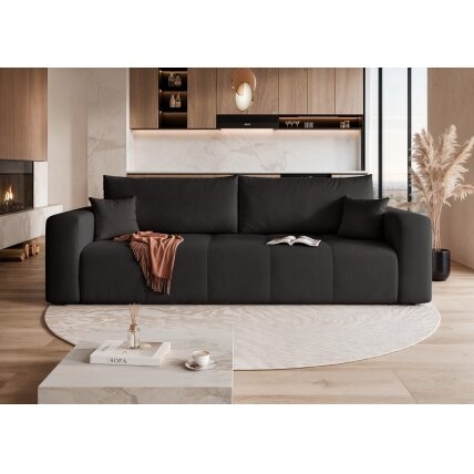Trivietė išskleidžiama sofa PEDRO su patalynės dėže Spalvos: Manila 18 (Juoda) Trivietė išskleidžiama sofa PEDRO su patalynės dėže Spalvos: Manila 18 (Juoda)